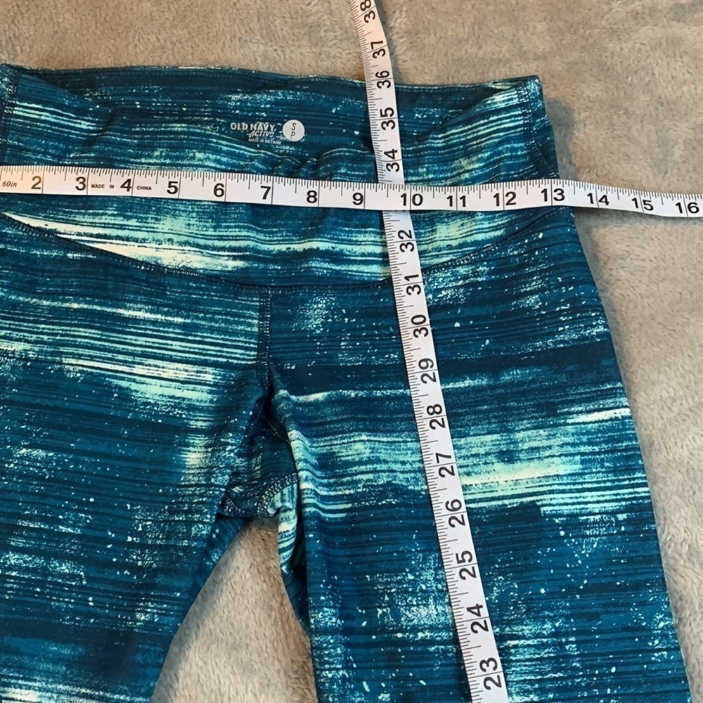 Old Navy Active Yoga Pants - Picture 3 of 5